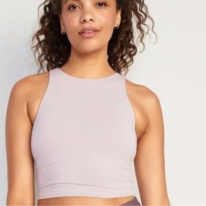 Old Navy Light Support Powerchill Longline Sports Bra